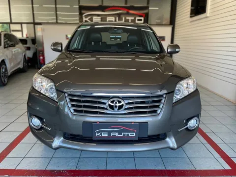 Toyota RAV4 Crossover 2.2 d-4d Executive 150cv auto - Immagine 2