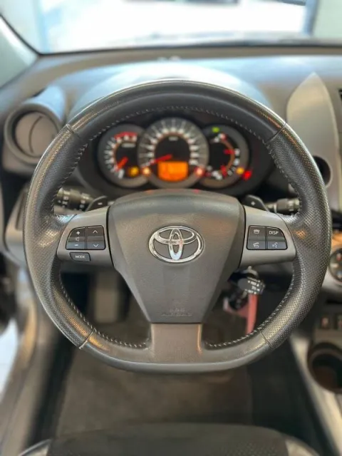 Toyota RAV4 Crossover 2.2 d-4d Executive 150cv auto - Immagine 13