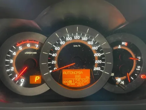 Toyota RAV4 Crossover 2.2 d-4d Executive 150cv auto - Immagine 19