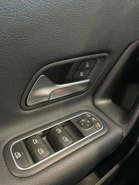 Mercedes A 180 d Executive auto - Immagine 18