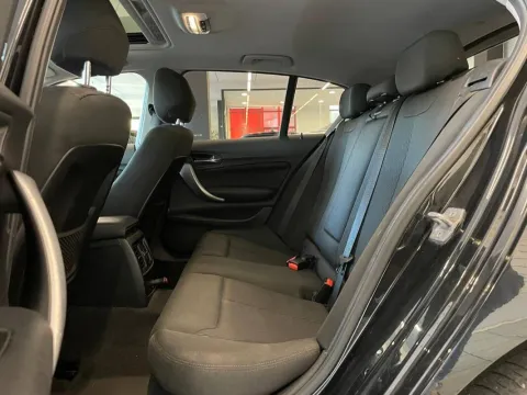BMW 116d 5p Sport - Immagine 9