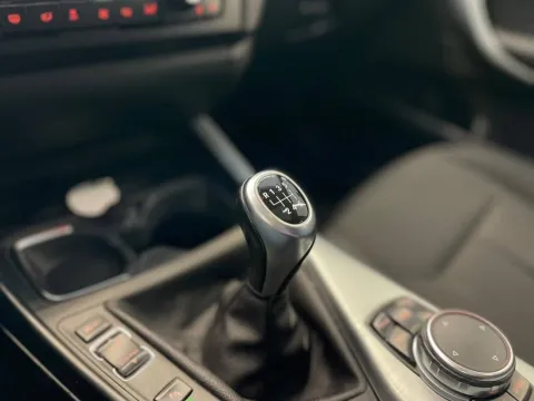 BMW 116d 5p Sport - Immagine 15