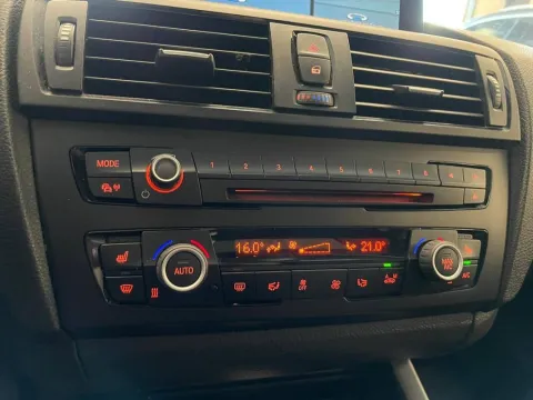 BMW 116d 5p Sport - Immagine 18