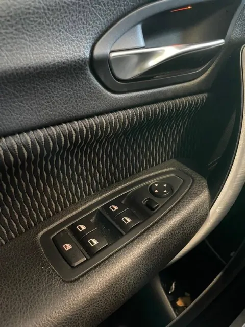 BMW 116d 5p Sport - Immagine 21