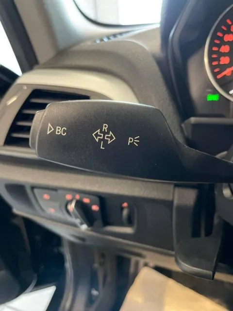 BMW 116d 5p Sport - Immagine 25
