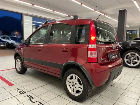 Fiat Panda 1.2 Climbing 4x4 - Immagine 4