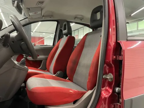 Fiat Panda 1.2 Climbing 4x4 - Immagine 10