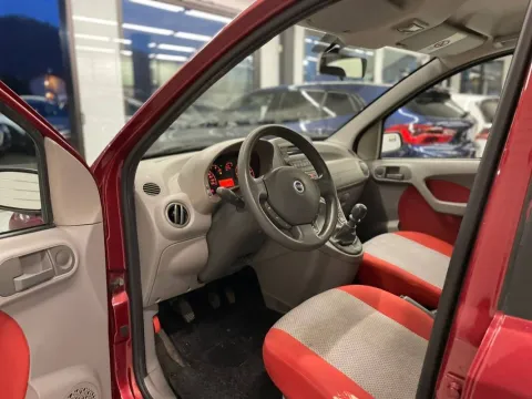Fiat Panda 1.2 Climbing 4x4 - Immagine 11