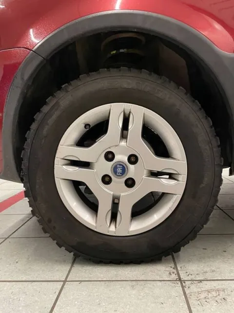 Fiat Panda 1.2 Climbing 4x4 - Immagine 24