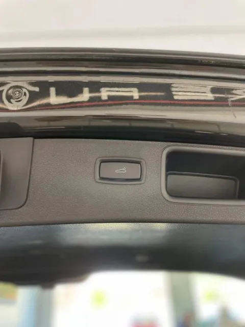 Porsche Macan 2.0 252cv pdk - Immagine 9