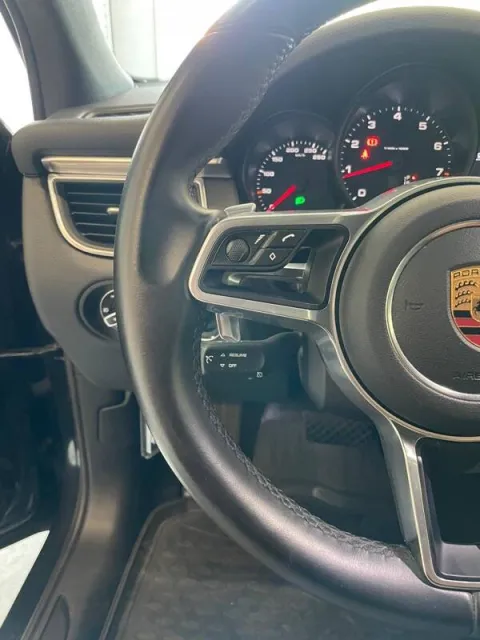 Porsche Macan 2.0 252cv pdk - Immagine 14