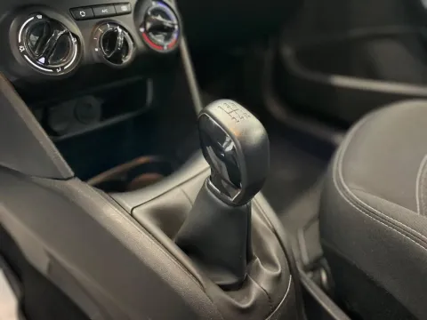 Peugeot 208 5p 1.2 puretech Active s&s 82cv neopatentati - Immagine 23