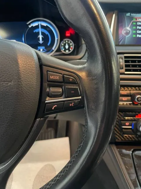 BMW 525d Touring xdrive Luxury auto E6 - Immagine 14