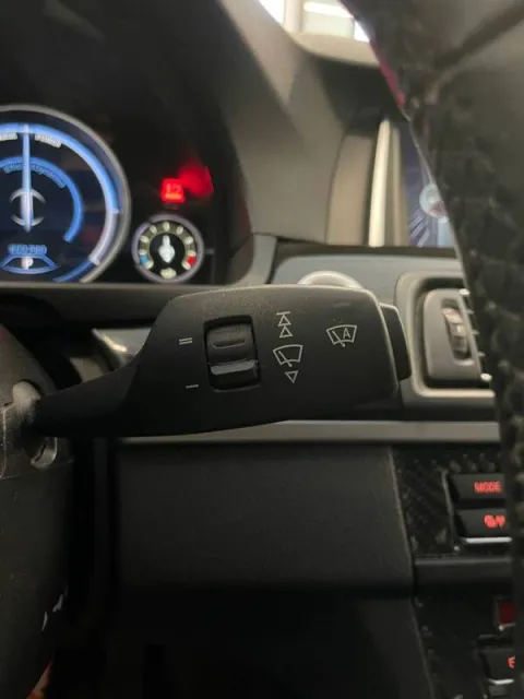 BMW 525d Touring xdrive Luxury auto E6 - Immagine 15