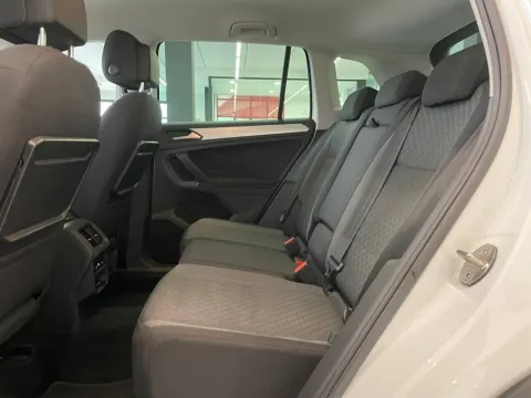 Volkswagen Tiguan 2.0 tdi Business 150cv dsg - Immagine 10