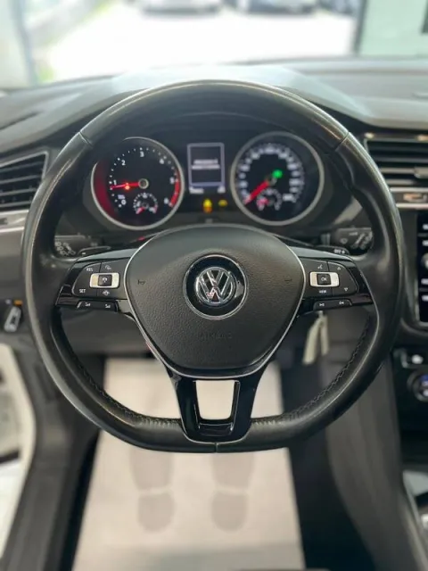 Volkswagen Tiguan 2.0 tdi Business 150cv dsg - Immagine 17