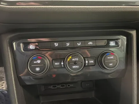 Volkswagen Tiguan 2.0 tdi Business 150cv dsg - Immagine 19