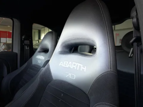 Abarth 595C 1.4 t-jet Competizione 180cv my19 - Immagine 10
