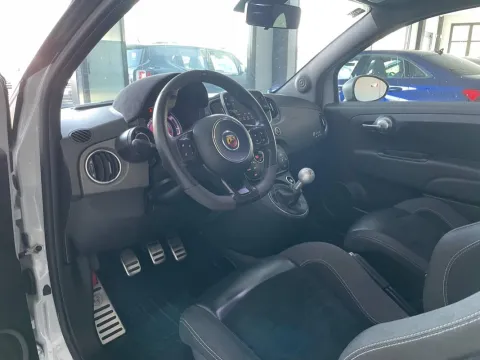 Abarth 595C 1.4 t-jet Competizione 180cv my19 - Immagine 12