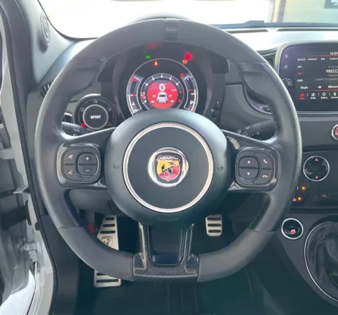 Abarth 595C 1.4 t-jet Competizione 180cv my19 - Immagine 13