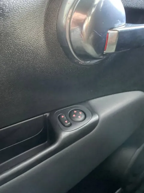 Abarth 595C 1.4 t-jet Competizione 180cv my19 - Immagine 23