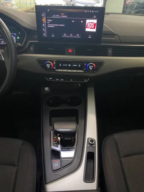 Audi A4 Avant 35 2.0 tdi mhev Business Advanced 163cv s-tronic - Immagine 26
