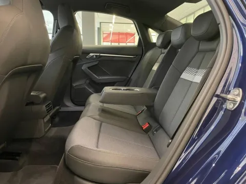 Audi A3 Sedan 35 1.5 tfsi mhev S line edition s-tronic - Immagine 9