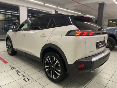 Peugeot 2008 1.2 puretech GT Pack s&s 130cv - Immagine 8