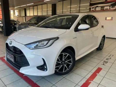 Toyota Yaris 1.5h Trend - Immagine 1
