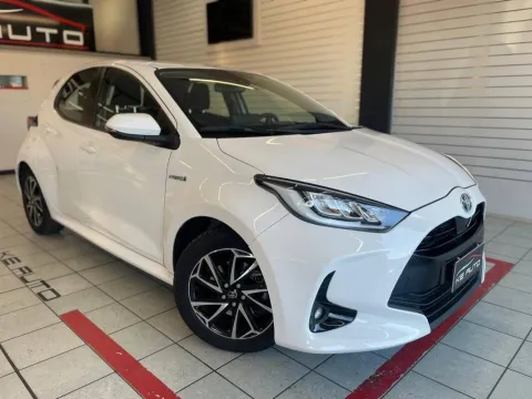 Toyota Yaris 1.5h Trend - Immagine 3