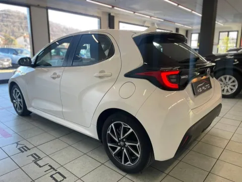 Toyota Yaris 1.5h Trend - Immagine 4