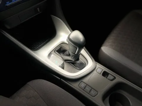 Toyota Yaris 1.5h Trend - Immagine 23