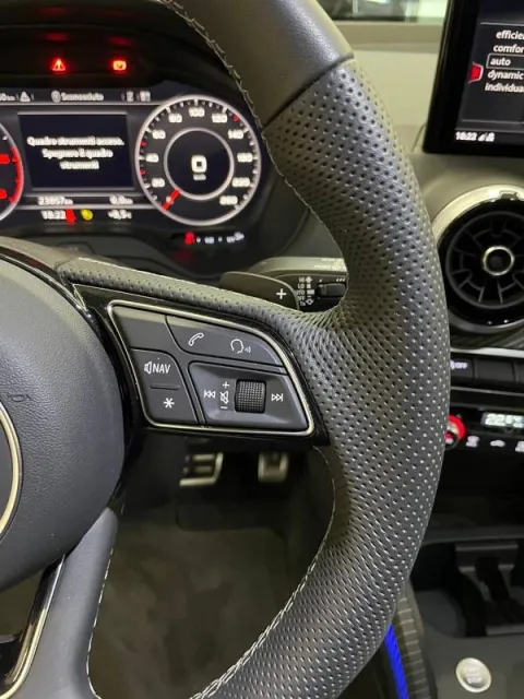 Audi Q2 35 2.0 tdi Edition One S line edition s-tronic - Immagine 25