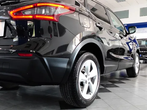 Nissan Qashqai 1.5 dci Business 110cv - Immagine 8