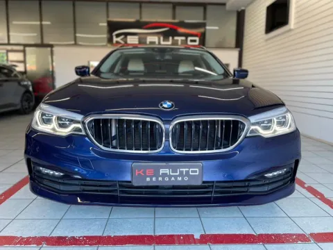 BMW 520d Touring Sport auto - Immagine 2