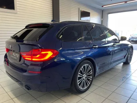 BMW 520d Touring Sport auto - Immagine 4