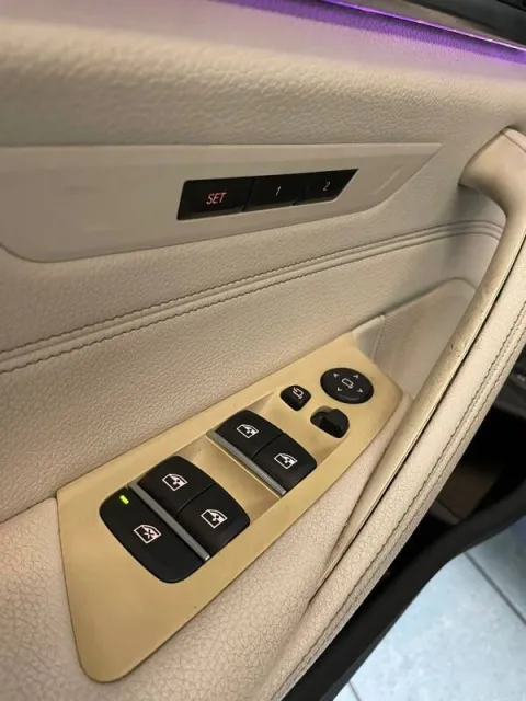 BMW 520d Touring Sport auto - Immagine 19
