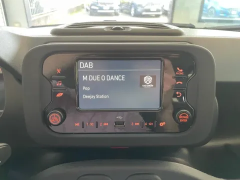Fiat Panda 1.0 firefly hybrid s&s 70cv 5p.ti - Immagine 19