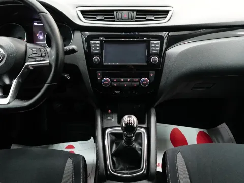 Nissan Qashqai 1.5 dci Business 110cv - Immagine 15