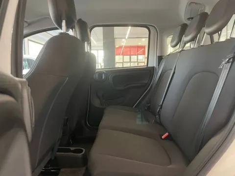 Fiat Panda 1.0 firefly hybrid s&s 70cv 5p.ti - Immagine 10