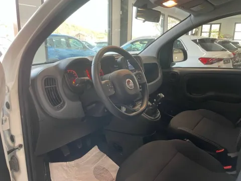 Fiat Panda 1.0 firefly hybrid s&s 70cv 5p.ti - Immagine 11