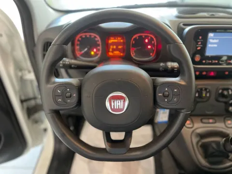 Fiat Panda 1.0 firefly hybrid s&s 70cv 5p.ti - Immagine 18