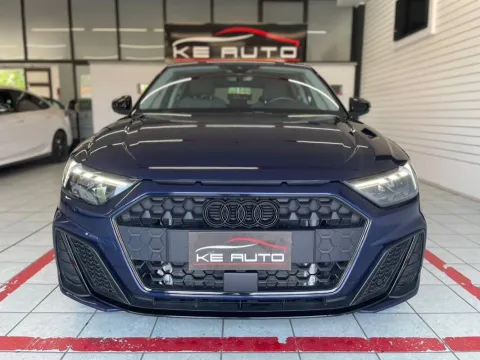 Audi A1 Sportback 30 1.0 tfsi Identity Black 110cv s-tronic - Immagine 2