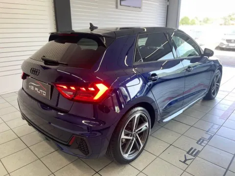 Audi A1 Sportback 30 1.0 tfsi Identity Black 110cv s-tronic - Immagine 6