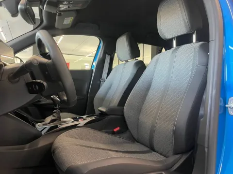 Peugeot 2008 1.2 puretech Allure s&s 100cv - Immagine 10