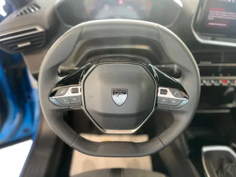 Peugeot 2008 1.2 puretech Allure s&s 100cv - Immagine 13