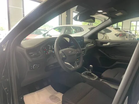 Ford Focus 1.0t ecoboost h ST-Line 125cv - Immagine 10