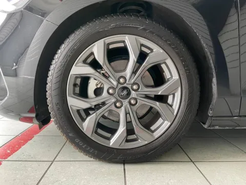 Ford Focus 1.0t ecoboost h ST-Line 125cv - Immagine 25