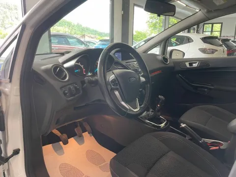 Ford Fiesta 5p 1.0 Titanium 80cv E6 - Immagine 11
