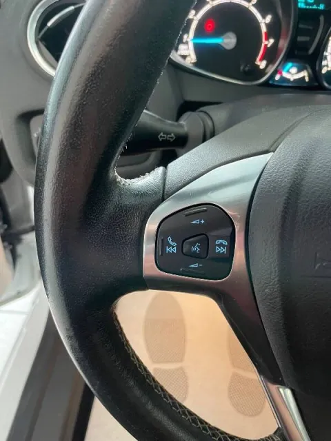 Ford Fiesta 5p 1.0 Titanium 80cv E6 - Immagine 16